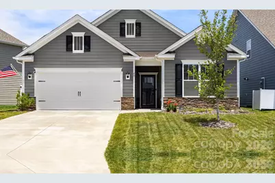 48 Thornberry Road, Hendersonville, NC 28792 - Photo 2