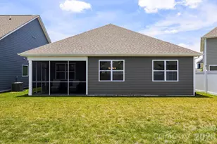 48 Thornberry Rd, Hendersonville, NC 28792 - Photo 32