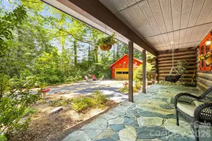 128 Tee Off Ln, Hendersonville, NC 28792 - Photo 6