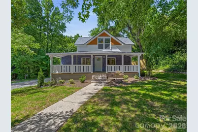 895 N Trade Street, Tryon, NC 28782 - Photo 2