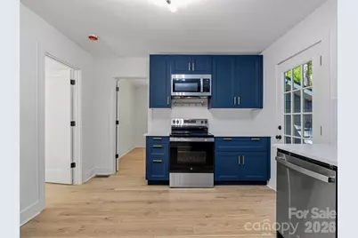 895 N Trade Street, Tryon, NC 28782 - Photo 16