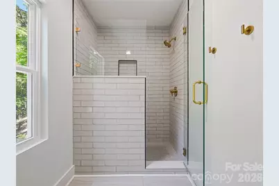 895 N Trade Street, Tryon, NC 28782 - Photo 24