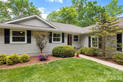 2750 Leucothae Way, Hendersonville, NC 28791 - Photo 30