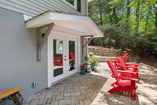 2750 Leucothae Way, Hendersonville, NC 28791 - Photo 24