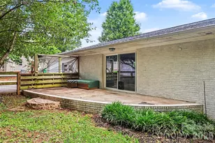 7048 Delta Lake Dr, Charlotte, NC 28215 - Photo 30