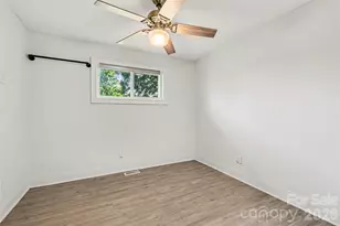 7048 Delta Lake Dr, Charlotte, NC 28215 - Photo 24