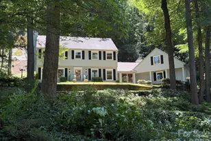 212 Estate Dr, Hendersonville, NC 28739 - Photo 2