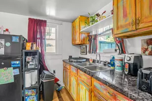 302 Davis St, Hendersonville, NC 28739 - Photo 14