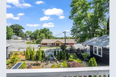 302 Davis Street, Hendersonville, NC 28739 - Photo 42