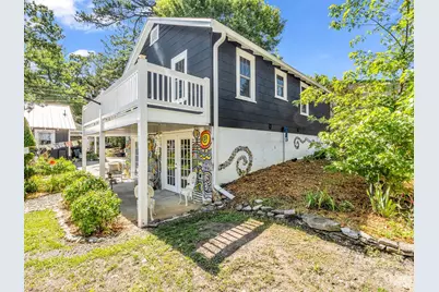 302 Davis Street, Hendersonville, NC 28739 - Photo 30