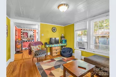 302 Davis Street, Hendersonville, NC 28739 - Photo 20