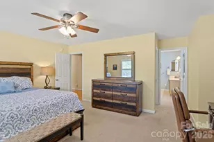 237 Charlestown Dr, Hendersonville, NC 28792 - Photo 20