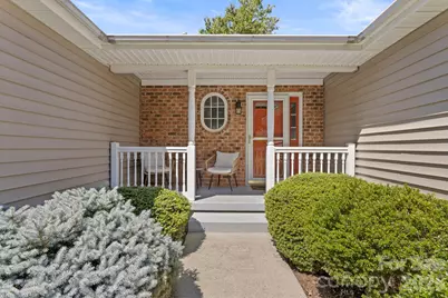237 Charlestown Drive, Hendersonville, NC 28792 - Photo 4