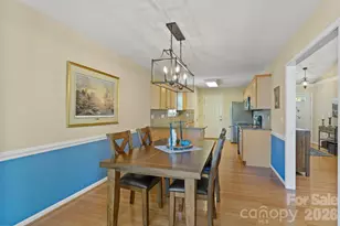 237 Charlestown Dr, Hendersonville, NC 28792 - Photo 10