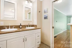 212 Riva Ridge Dr, Fairview, NC 28730 - Photo 18