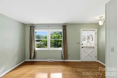 421 Comet Drive, Hendersonville, NC 28791 - Photo 16