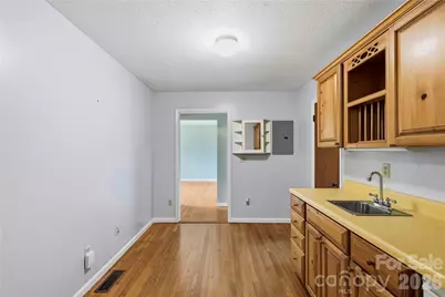 421 Comet Drive, Hendersonville, NC 28791 - Photo 28