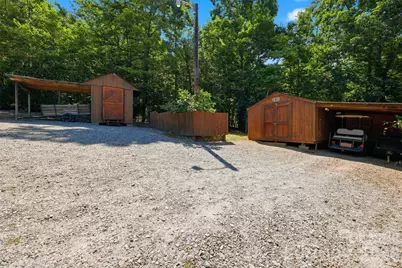 6389 Hwy 64/90 Highway W, Taylorsville, NC 28681 - Photo 10