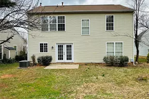 7528 Double Springs Ct, Charlotte, NC 28262 - Photo 2