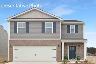 5121 Parker Forest Dr, Charlotte, NC 28215 - Photo 1