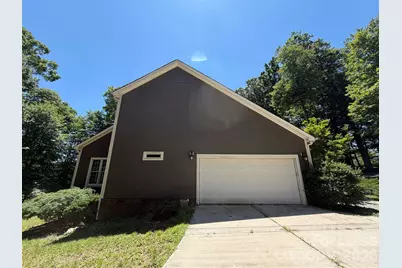 150 Manitou Trail, Statesville, NC 28677 - Photo 2