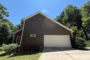 150 Manitou Trail, Statesville, NC 28677 - Photo 2