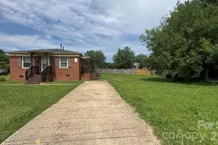 1661 &1665 Montana Dr, Charlotte, NC 28216 - Photo 12