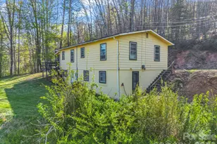 135 Jordan Rd, Swannanoa, NC 28778 - Photo 4