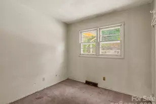 135 Jordan Rd, Swannanoa, NC 28778 - Photo 12