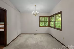 11 Tree Top Dr, Arden, NC 28704 - Photo 18