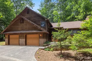 11 Tree Top Dr, Arden, NC 28704 - Photo 4