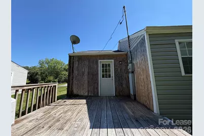 637 Hartness Road, Statesville, NC 28677 - Photo 16