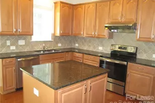 5707 Cactus Valley Rd, Charlotte, NC 28277 - Photo 14