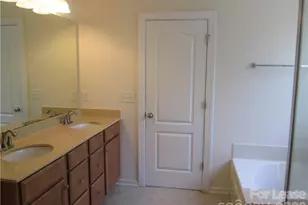 5707 Cactus Valley Rd, Charlotte, NC 28277 - Photo 32