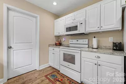 1505 Foxbrook Circle, Lancaster, SC 29720 - Photo 10