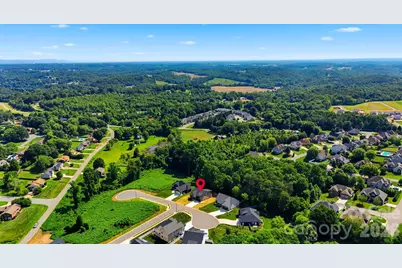 1917 Skyfall Lane, Hickory, NC 28602 - Photo 2