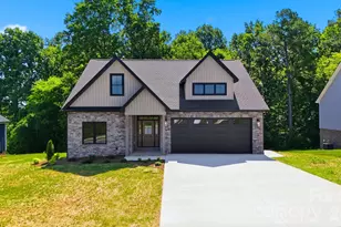 1917 Skyfall Ln, Hickory, NC 28602 - Photo 48