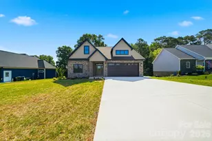 1917 Skyfall Ln, Hickory, NC 28602 - Photo 48