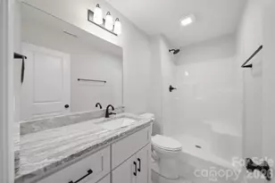 1917 Skyfall Ln, Hickory, NC 28602 - Photo 32