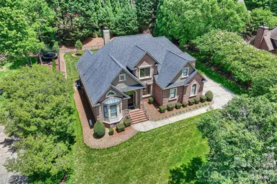 18400 Dembridge Drive, Davidson, NC 28036 - Photo 2