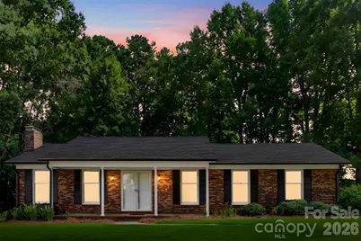 2410 Sandlewood Drive, Gastonia, NC 28054 - Photo 2