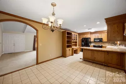 2410 Sandlewood Drive, Gastonia, NC 28054 - Photo 8