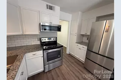 4605 Hedgemore Drive, Charlotte, NC 28209 - Photo 6