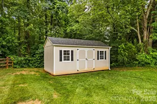 596 Maple Ridge Cir, Salisbury, NC 28147 - Photo 40