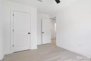 2802 Willow St, Charlotte, NC 28208 - Photo 24