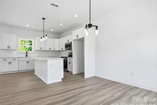 2806 Willow St, Charlotte, NC 28208 - Photo 10