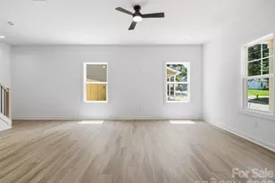 2806 Willow St, Charlotte, NC 28208 - Photo 14