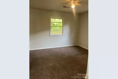 318 Salisbury Road, Statesville, NC 28677 - Photo 6