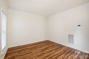2940 Shady Reach Ln, Charlotte, NC 28214 - Photo 6