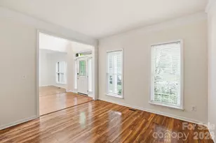 2940 Shady Reach Ln, Charlotte, NC 28214 - Photo 8